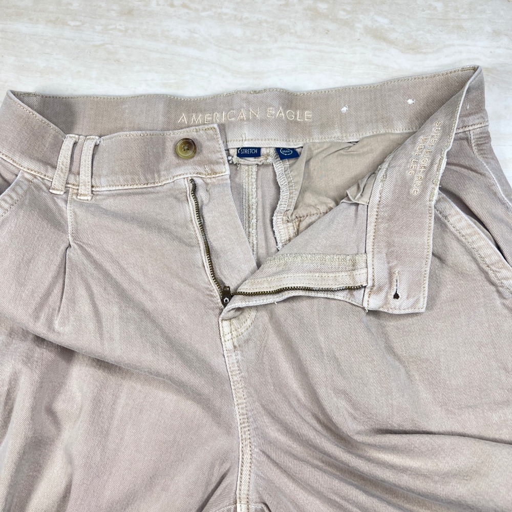 American Eagle Super High-Rise Wide Leg Pleated Khaki Pants Tan Size 10 Long - Picture 10 of 15